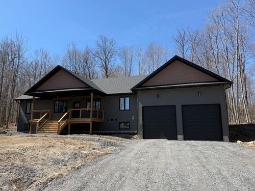 16 Millies Way, Armour, ON, P0A1C0 | Card Image