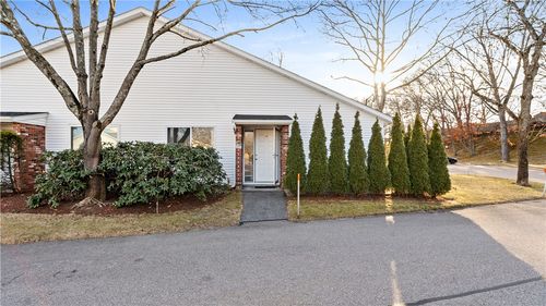 892 Halifax Dr, Warwick, RI, 02886-1709 | Card Image