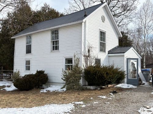 4 Elizabeth St, Bayfield, ON, N0M1G0 | Card Image