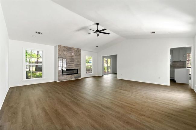 2254 Lisbon Ln, House other with 4 bedrooms, 2 bathrooms and 7 parking in Jonesboro GA | Image 4