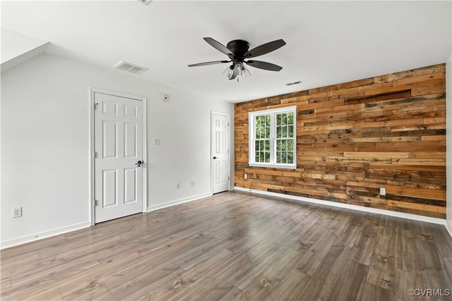 4th Bedroom over garage | Image 27