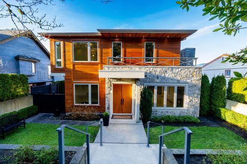 7329 Braeside Dr, Burnaby, BC, V5A1G2 | Card Image