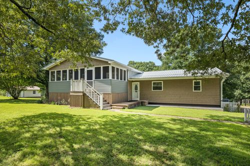 114 Cherry Point Rd, Hohenwald, TN, 38462-4041 | Card Image
