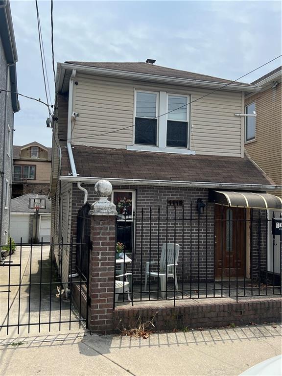 Williams Ct, Brooklyn, NY 11235