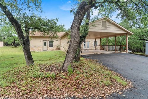 721 Deer Run, Wimberley, TX, 78676-6110 | Card Image