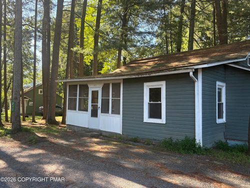 240 Acres Rd, East Stroudsburg, PA, 18301-9147 | Card Image
