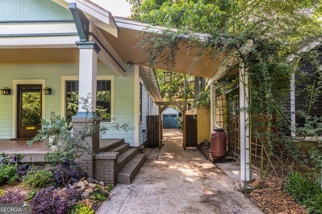 570 Park Ave Se, House other with 4 bedrooms, 2 bathrooms and 2 parking in Atlanta GA | Image 54