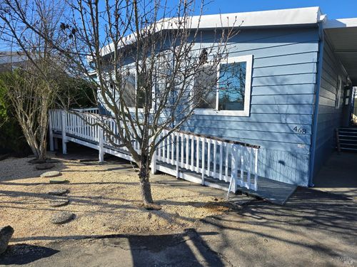 468 Colonial Park Dr, Santa Rosa, CA, 95403-1174 | Card Image