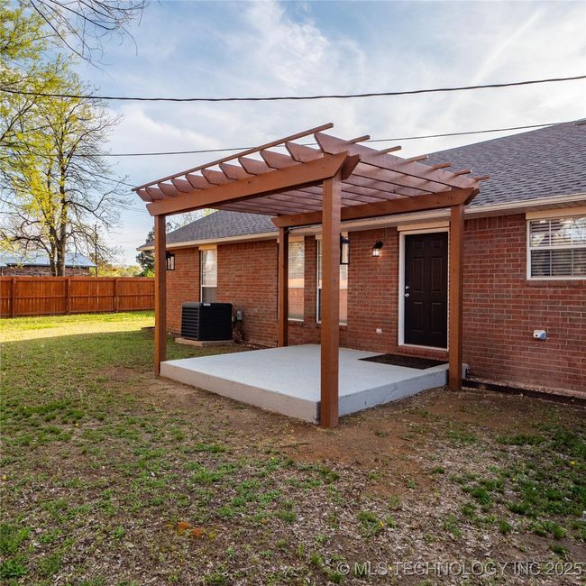 3404 N Birch St, House other with 3 bedrooms, 2 bathrooms and null parking in McAlester OK | Image 51
