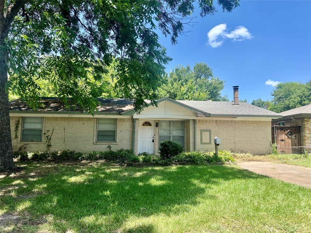 Norma Dr, Mesquite, TX 75149