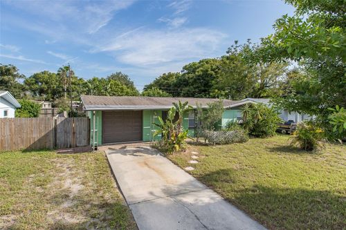 5115 Drift Tide Dr, NEW PORT RICHEY, FL, 34652-5900 | Card Image