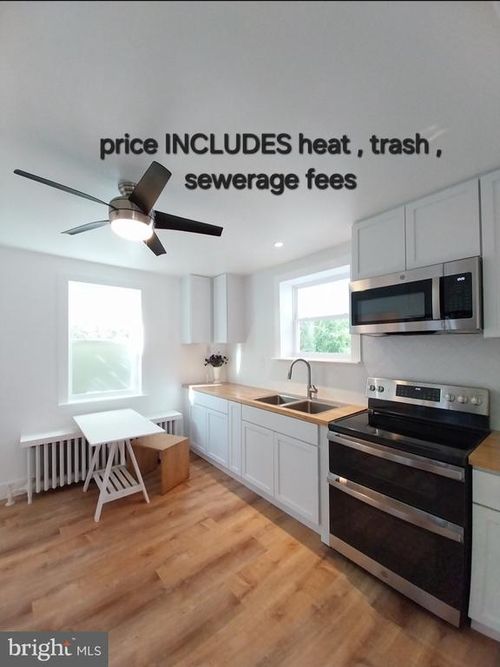 525 New St, SPRING CITY, PA, 19475-1638 | Card Image