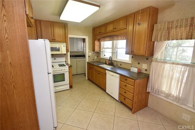 565 N Laurel Ave, House other with 4 bedrooms, 3 bathrooms and 2 parking in Upland CA | Image 13
