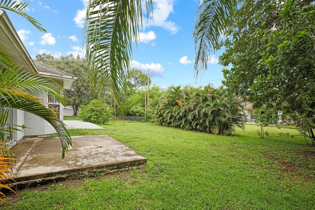 562 Sw Badger Ter, House other with 3 bedrooms, 2 bathrooms and null parking in Port St. Lucie FL | Image 38