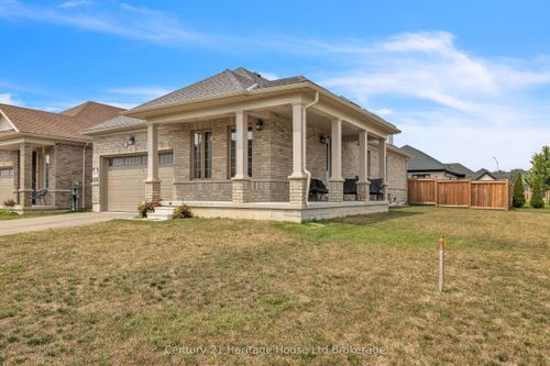 24 Harwood St, Tillsonburg, ON, N4G0J8 | Card Image