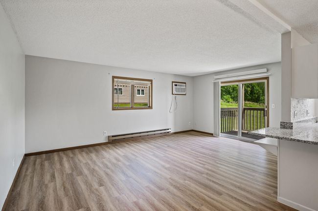 APT-102 - 3255 80 Th St E, Condo with 2 bedrooms, 2 bathrooms and null parking in Inver Grove Heights MN | Image 11