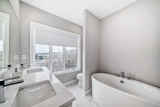 501 - 8155 8th Ave, Townhouse with 3 bedrooms, 3 bathrooms and 2 parking in Calgary AB | Image 20