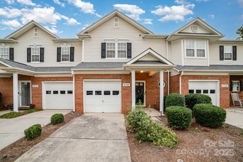 5310 Waverly Lynn Ln, Charlotte, NC, 28269-1000 | Card Image
