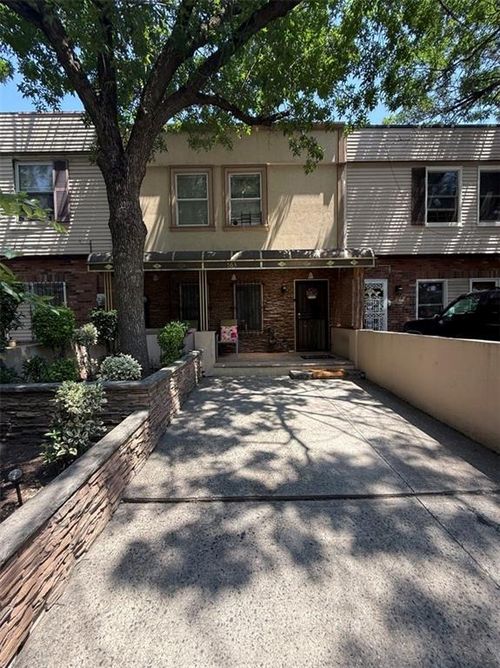 563 Thomas S Boyland St, Brooklyn, NY, 11212-5040 | Card Image