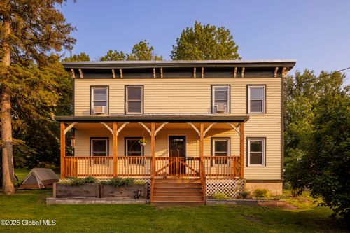 12 Mill St, Chatham, NY, 12037-1013 | Card Image