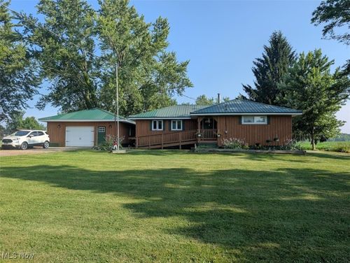 7238 Hatches Corners Rd, Conneaut, OH, 44030-8660 | Card Image