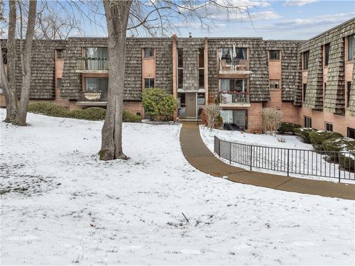 1332 Forest Green Dr, Coraopolis, PA, 15108-2772 | Card Image