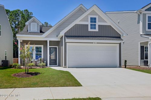 454 Galloping Foal Way, Bolivia, NC, 28422-4511 | Card Image