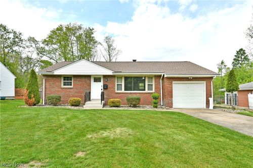 7623 Connelly Rd, Masury, OH, 44438-1525 | Card Image