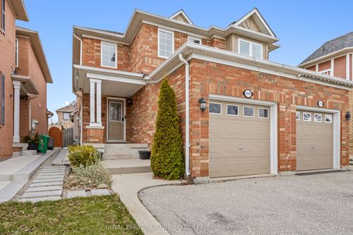 3910 Milkwood Cres, Mississauga, ON, L5N8H4 | Card Image