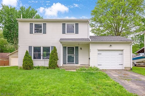 428 Seaman Ave, Akron, OH, 44305-3826 | Card Image