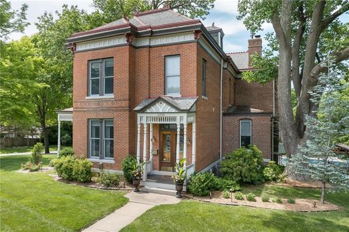 2204 Ashland Ave, Saint Joseph, MO, 64506-1933 | Card Image
