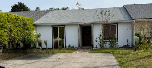 636 Aquatic Dr, Atlantic Beach, FL, 32233-3841 | Card Image