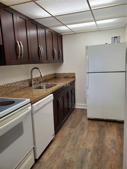 409-1230 Ne 139th St, North Miami, FL, 33161-3460 | Card Image