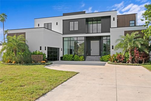 1076 Snell Isle Blvd Ne, ST PETERSBURG, FL, 33704-3854 | Card Image
