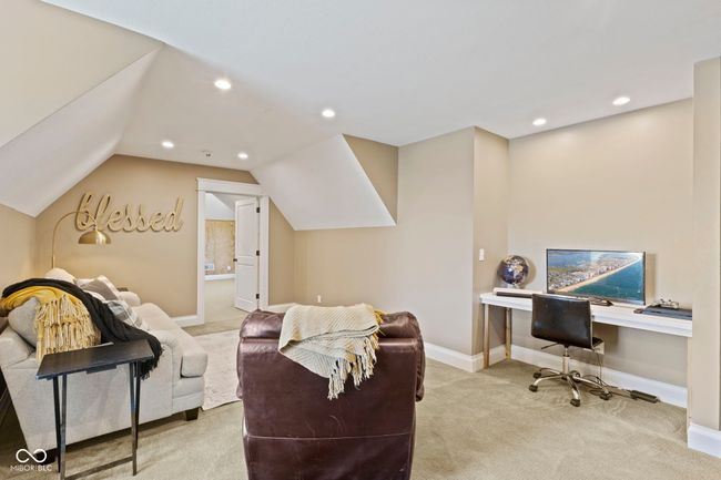 1675 Devonshire Dr, House other with 5 bedrooms, 5 bathrooms and null parking in Seymour IN | Image 76
