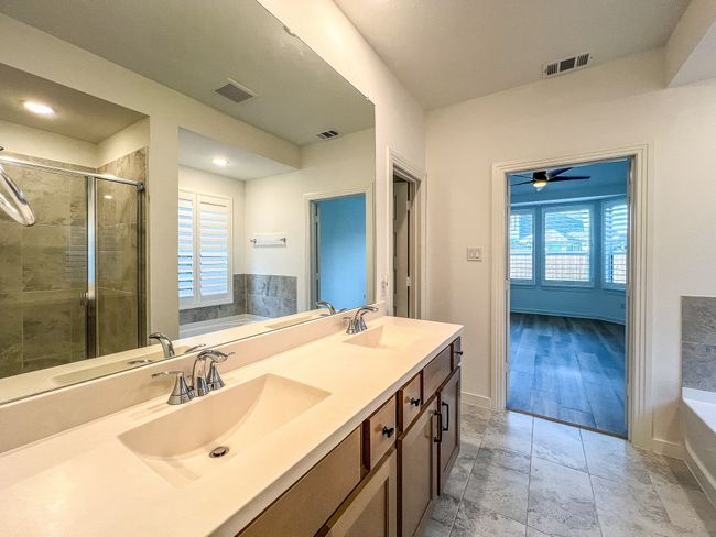 2004 Jumper Fields Dr, House other with 3 bedrooms, 3 bathrooms and null parking in Aubrey TX | Image 9