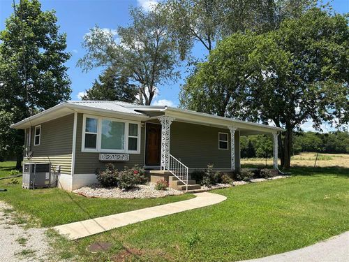 18 Indian Mill Rd, Park City, KY, 42160-7724 | Card Image