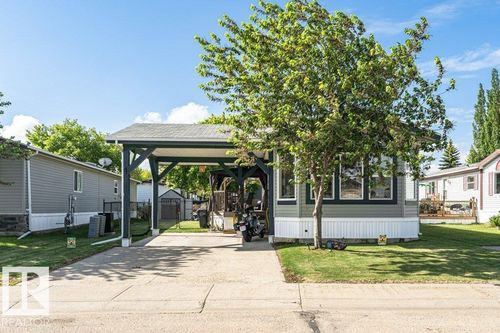 233 Oak Wood Dr Nw, Edmonton, AB, T6P0A4 | Card Image
