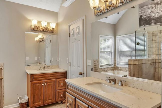 225 Ruby Forest Pkwy, House other with 4 bedrooms, 3 bathrooms and 5 parking in Suwanee GA | Image 38
