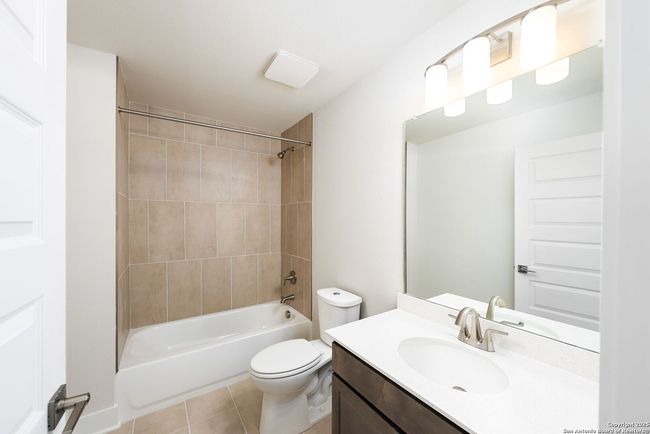 UNIT-1102 - 419 Ira Ave, House other with 3 bedrooms, 4 bathrooms and null parking in San Antonio TX | Image 4