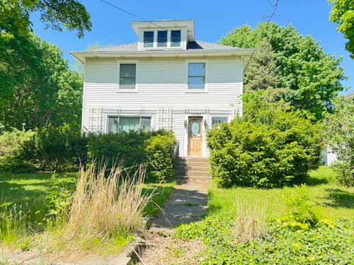 19723 Maple Ave, Conklin, MI, 49403-9562 | Card Image