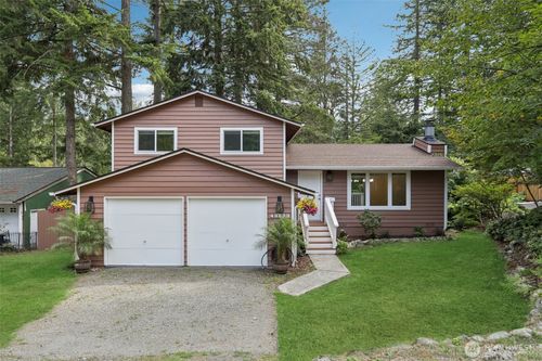 43233 Se 176th St, North Bend, WA, 98045-9003 | Card Image