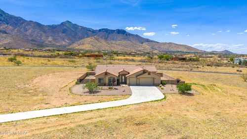 6233 E Molly Dr, Hereford, AZ, 85615-8208 | Card Image