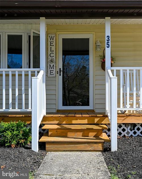 35 E Forest Glen Dr, MILLVILLE, NJ, 08332-9613 | Card Image
