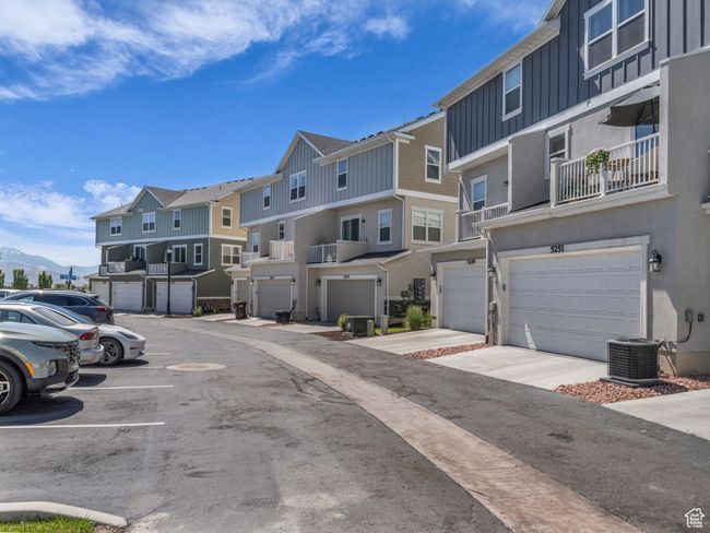 5251 Linley Ct, Townhouse with 3 bedrooms, 4 bathrooms and 2 parking in Herriman UT | Image 37