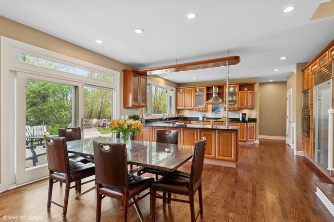 3754 Maple Ave, House other with 5 bedrooms, 4 bathrooms and 3 parking in Northbrook IL | Image 17