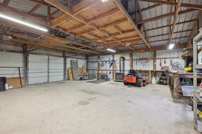 3 - 13872 Shellhammer Rd, House other with 4 bedrooms, 2 bathrooms and null parking in Winnie TX | Image 24