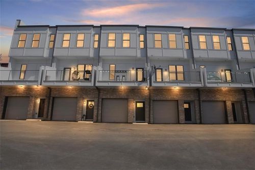 apt-204-2030 Main St Nw, Atlanta, GA, 30318-1877 | Card Image