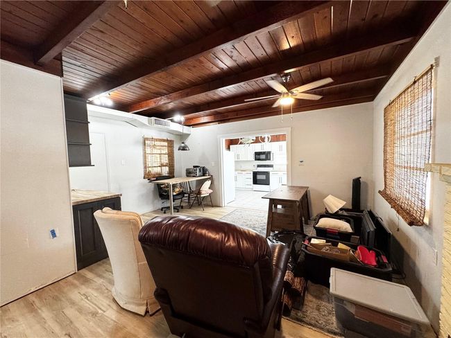 Living Room | Image 31