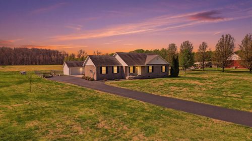 2877 Sixteenth Model Rd, Manchester, TN, 37355-4849 | Card Image